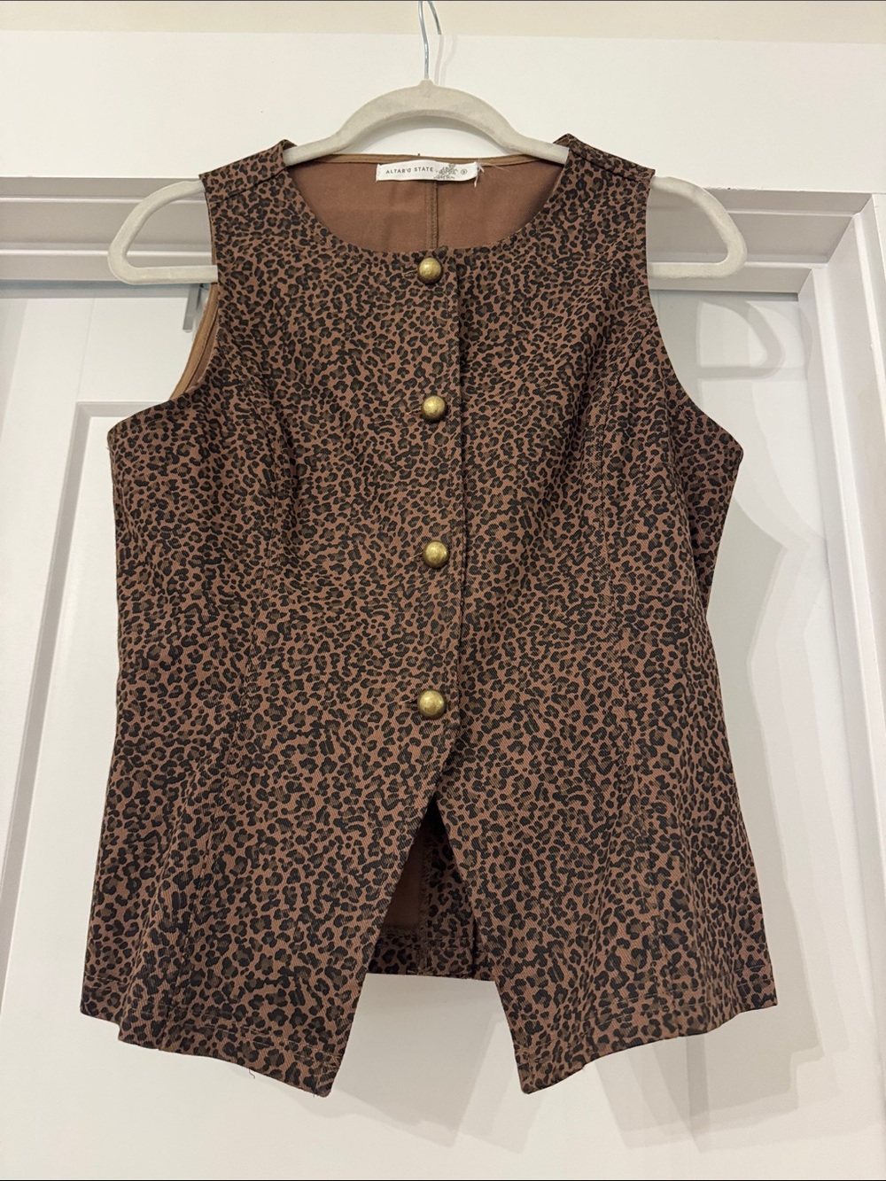 Altar'd State Leopard Print Button Front Vest Size Small